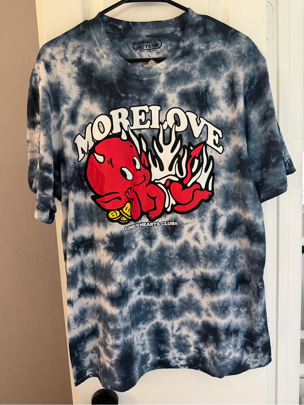 MORELOVE Graphic Tie-Dye Tee - Navy & White with Red Art size Large